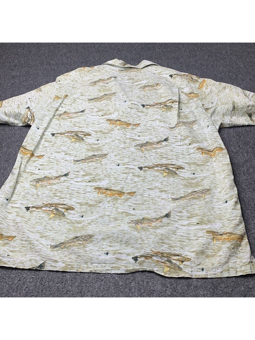 Columbia Shirt Mens M Multicolor Fish Pattern Button Down Short Sleeve Outdoor - Picture 6 of 6